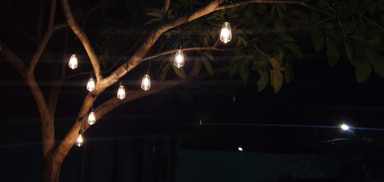 Pousada Romeiros Do Pai Eterno - Santuario Basilica De Trindade Trindade  Esterno foto